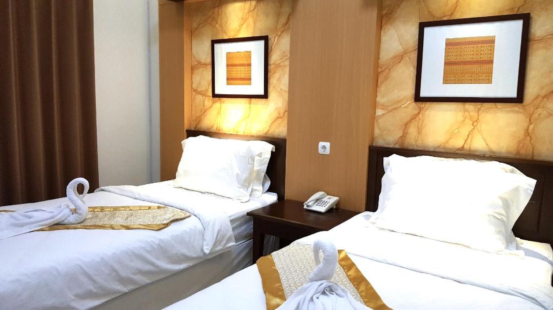 Avila Ketapan Rame Hotel بريغين المظهر الخارجي الصورة
