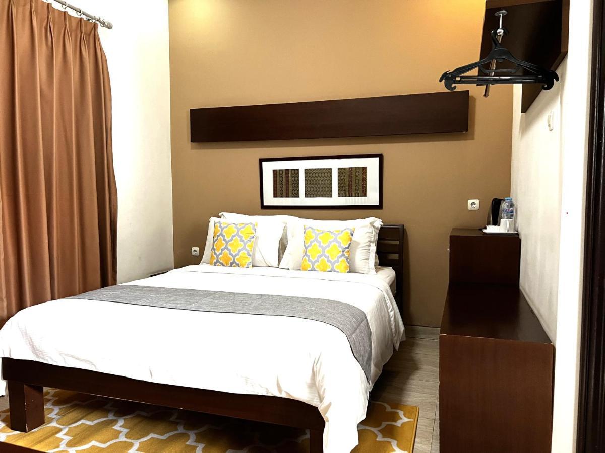 Avila Ketapan Rame Hotel بريغين المظهر الخارجي الصورة