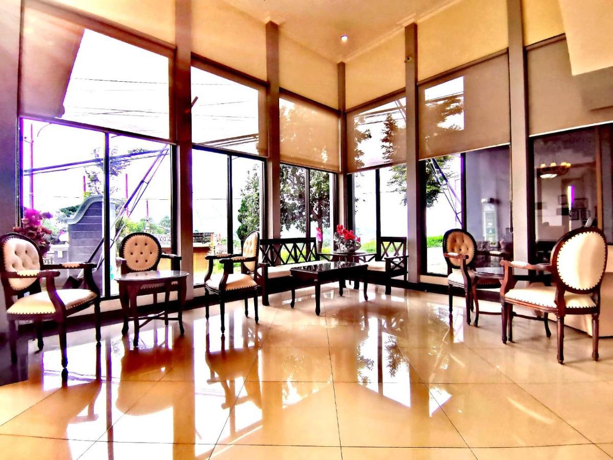Avila Ketapan Rame Hotel بريغين المظهر الخارجي الصورة