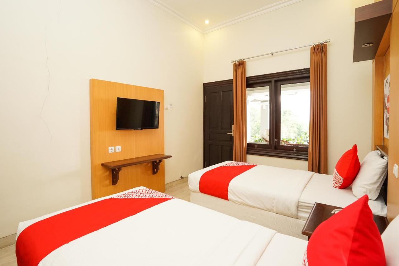Avila Ketapan Rame Hotel بريغين المظهر الخارجي الصورة